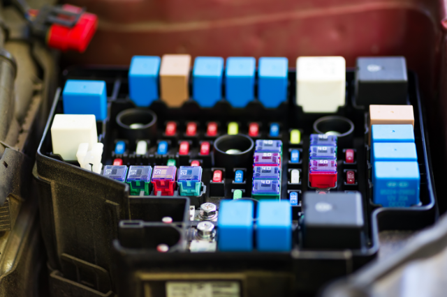 Automotive fuse box for electrical diagnostics and repair in Oklahoma City